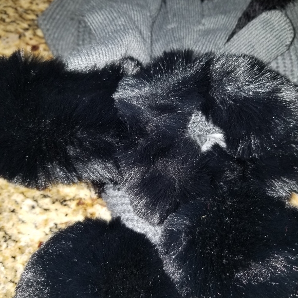 Scarf Set - Picture 2 of 3